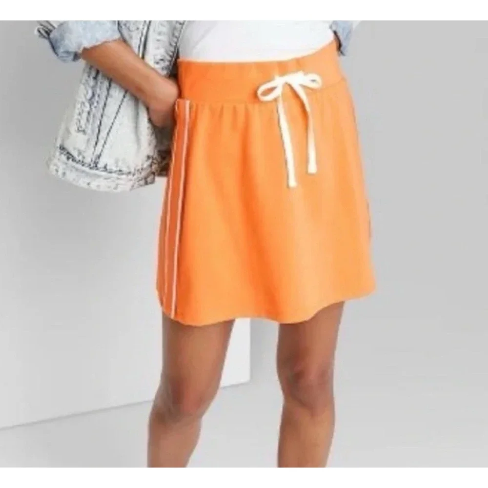 Wild Fable Orange Athletic Skort with White Stripe Drawstring Women's Size M‎